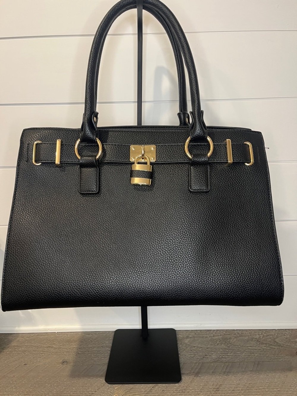 Jessie James Dina Concealed Bag - Black Satchel